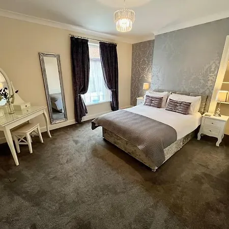 Scoresby Quarters - Whitby