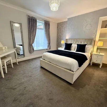 Scoresby Quarters -